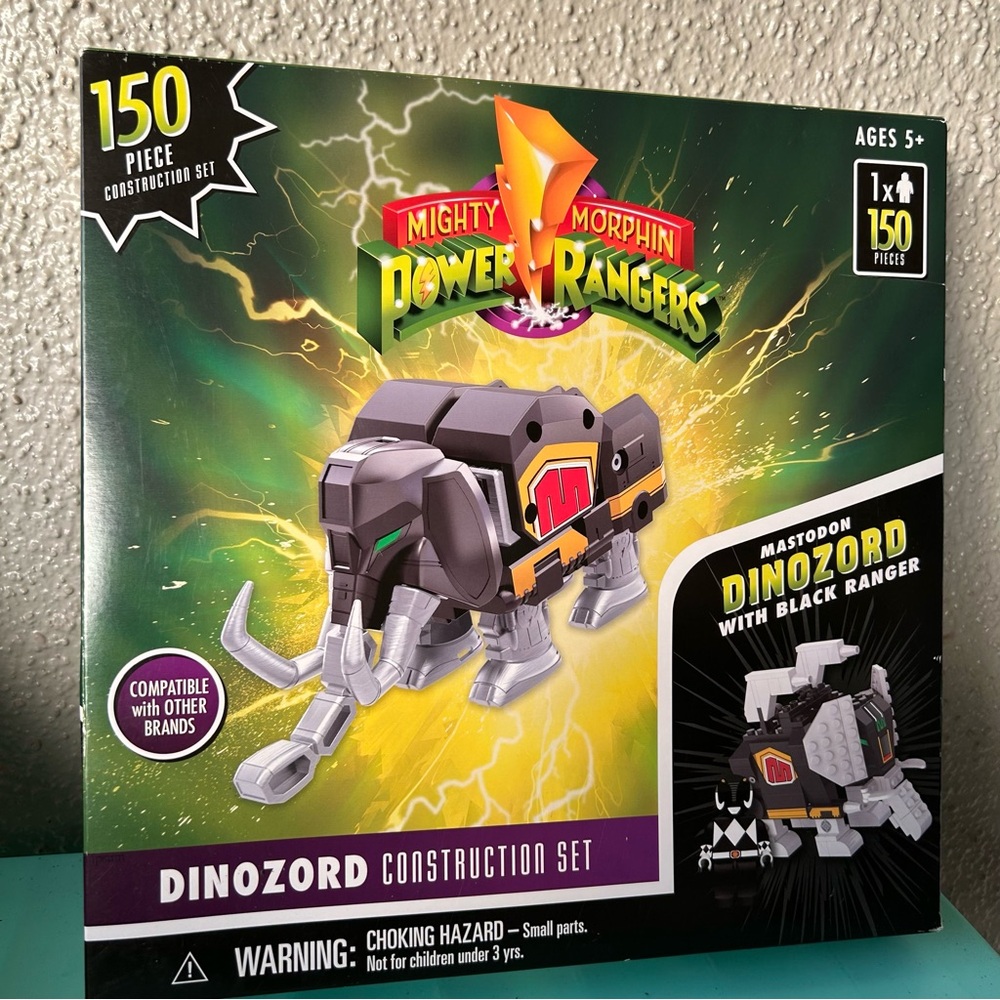 Mighty Morphin Power Rangers Mastodon Dinozord Construction Set Black Ranger NIB